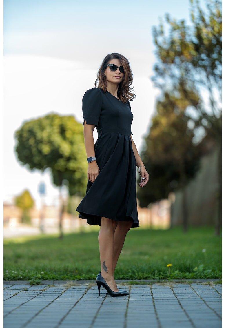 Рокля с шпиц и бухнали ръкави Anias - Черен GIORGAL