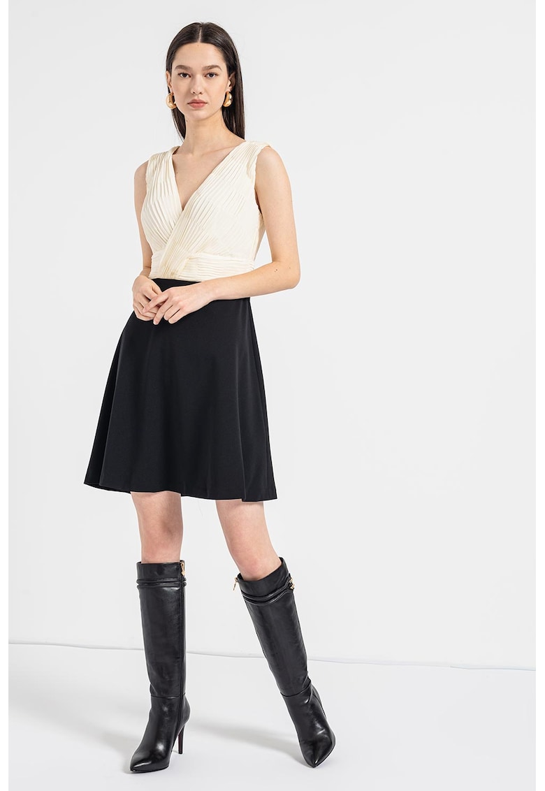 Рокля с шпиц и плисирани детайли - Слонова кост/Черен DKNY