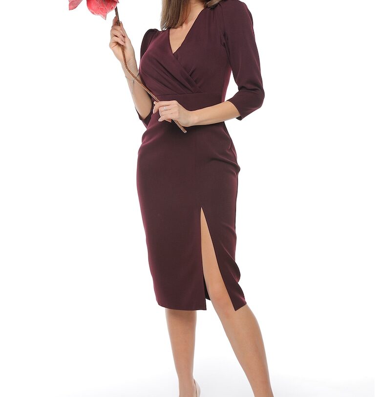 Рокля с шпиц и цепка встрани - Бордо CAMISSI