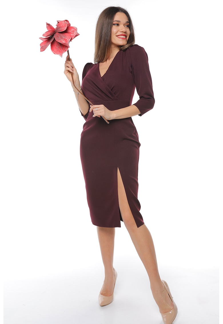 Рокля с шпиц и цепка встрани - Бордо CAMISSI