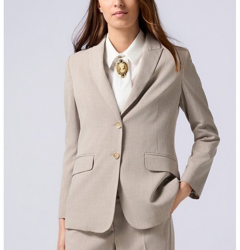 Сако с джобове с капаче - Бежов Oltre