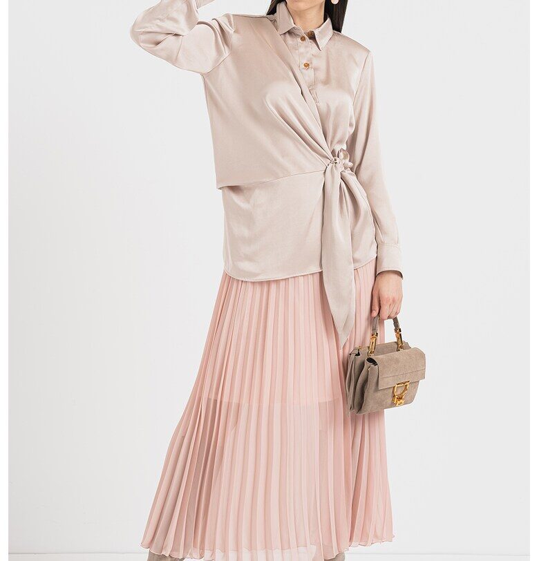 Сатинирана блуза Majori с копчета - Бежов Marella