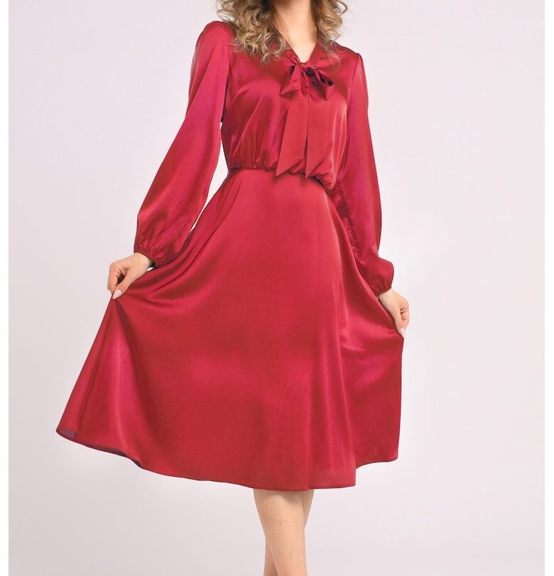 Сатинирана рокля с панделка - Червен CAMISSI