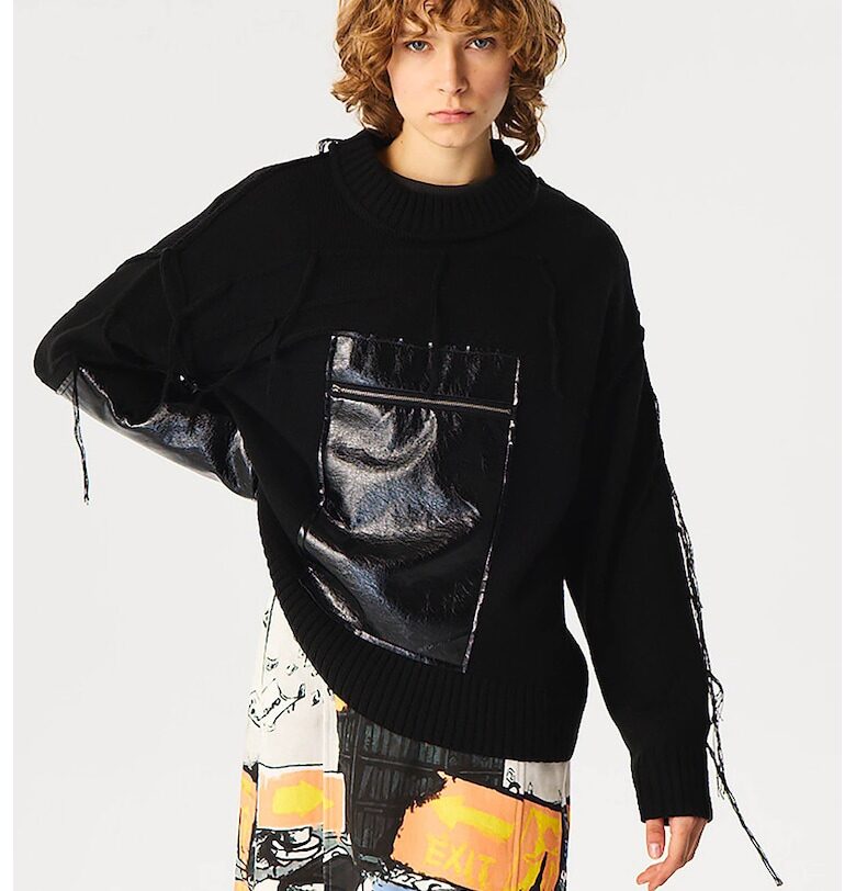 Свободен пуловер с вълна - Черен TWIST