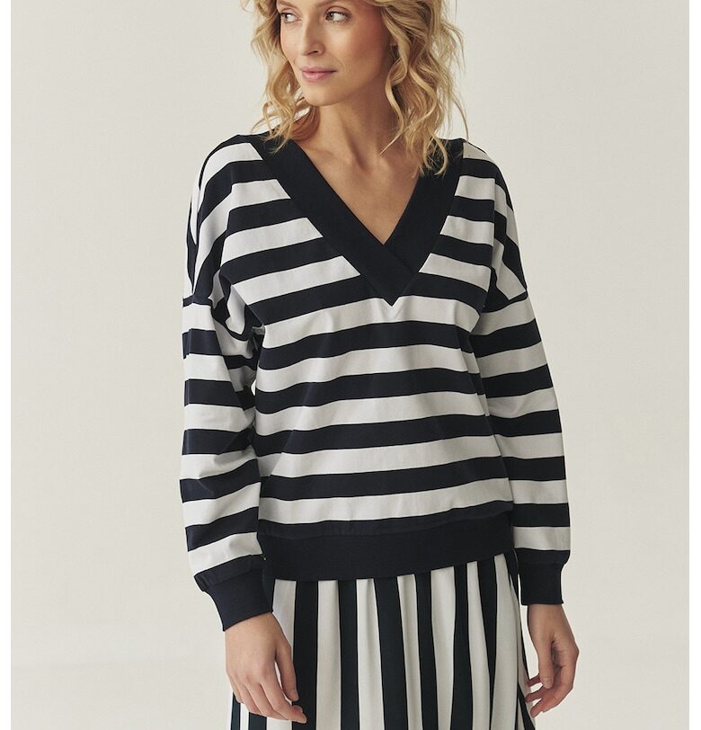 Свободна блуза с шпиц и райе - Мръснобял/Тъмносин Tatuum