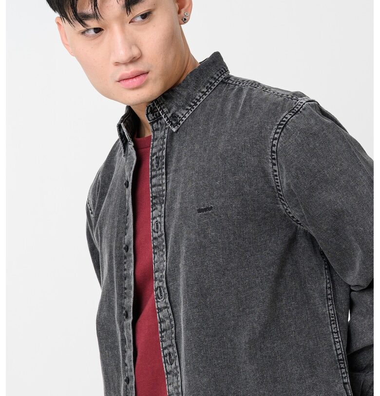 Свободна памучна риза Authentic - Избеляло черно Levis