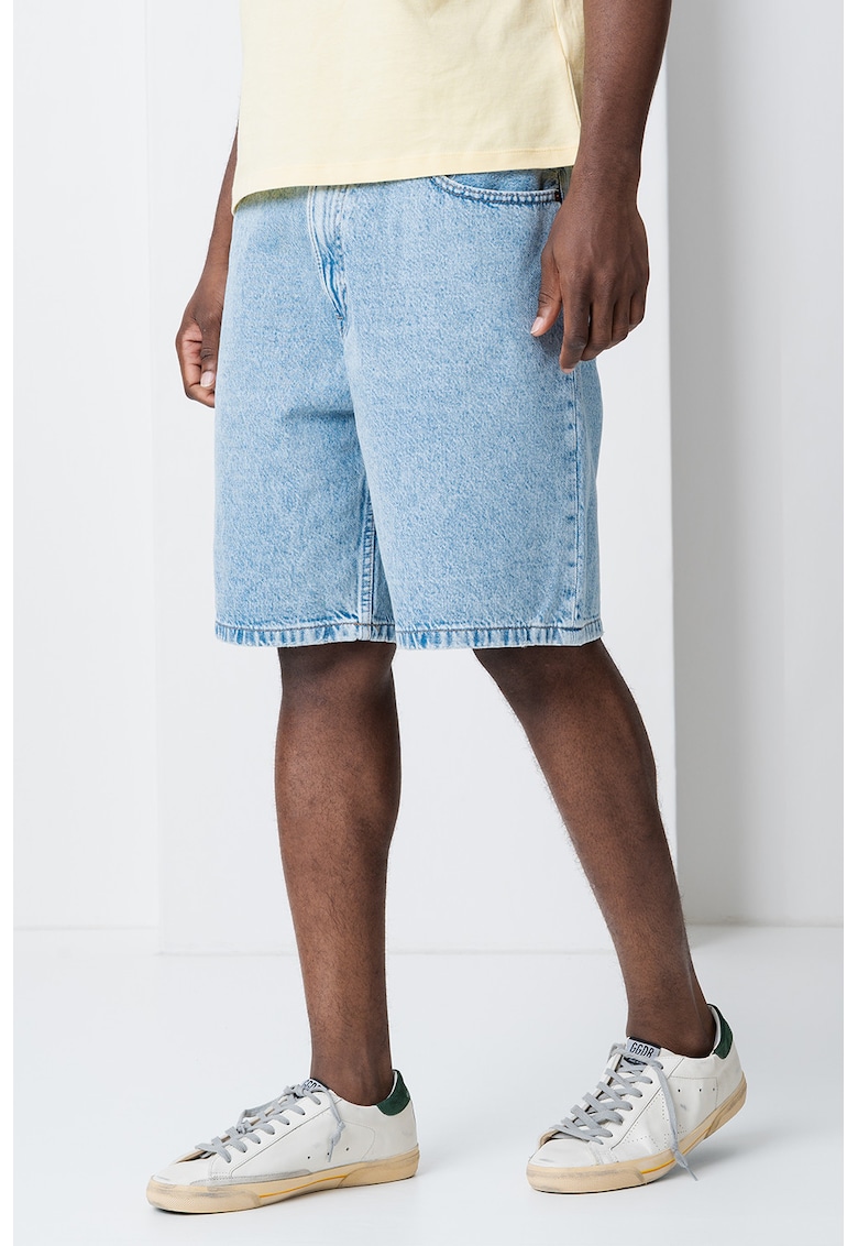 Свободни бермуди от деним - Светлосин CALVIN KLEIN JEANS