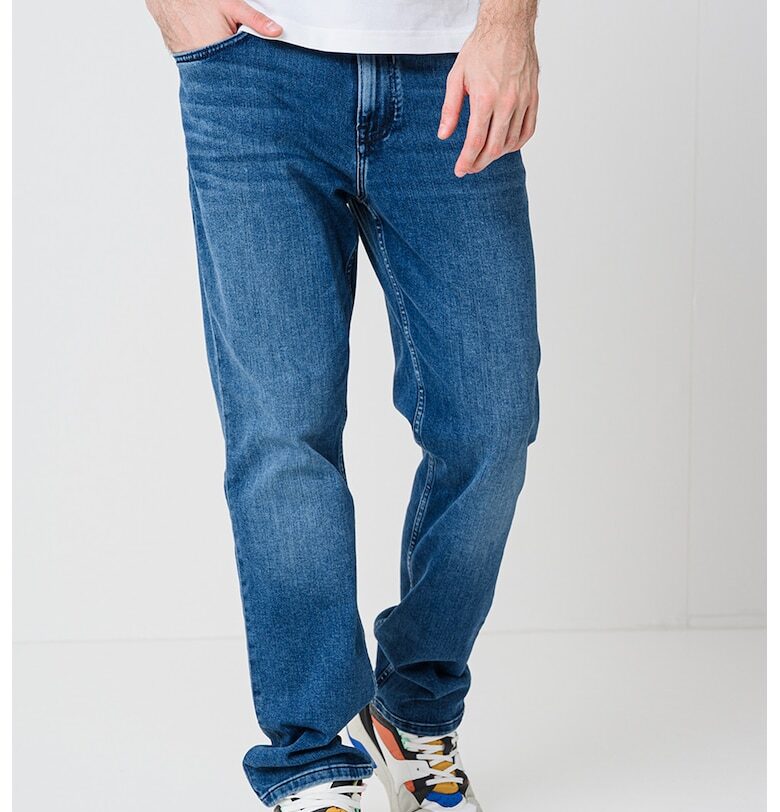 Свободни дънки с миди талия - Пастелносин Tommy Hilfiger