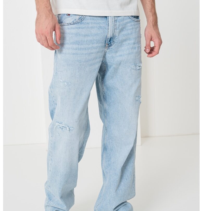 Свободни дънки с протрити зони - Светлосин Tommy Jeans