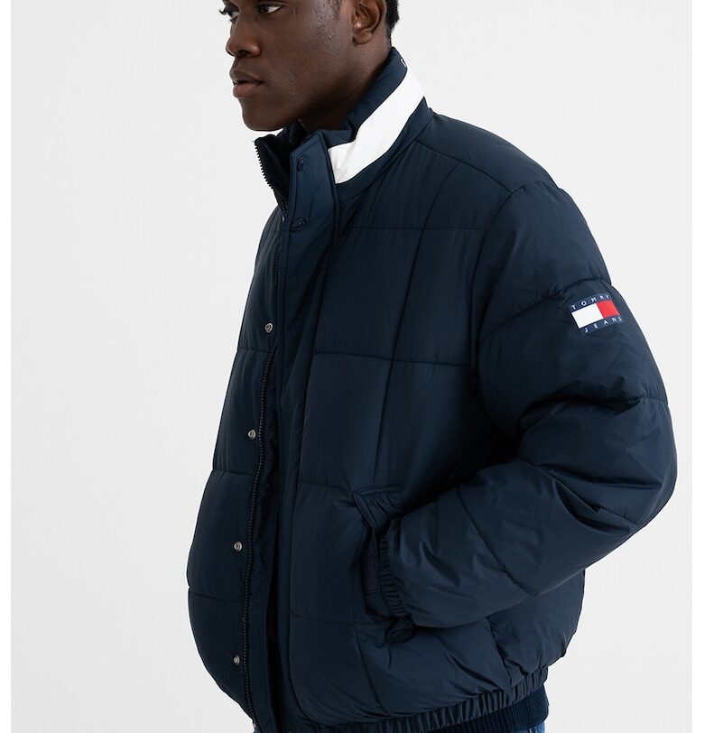 Свободно зимно яке със средновисока яка - Бял/Тъмносин Tommy Jeans