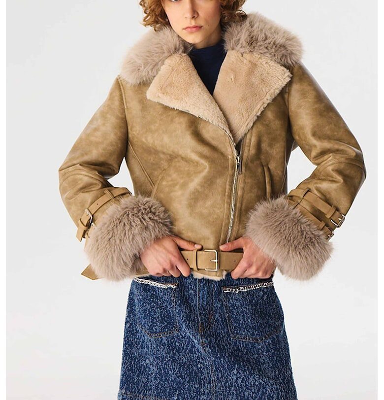 Свободно палто от еко кожа с еко пух - Светло бежово TWIST