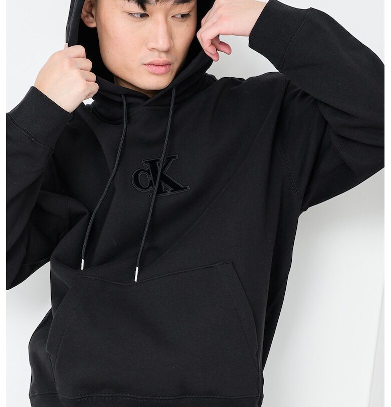 Свободно худи с джоб кенгуру и монограм - Черен CALVIN KLEIN JEANS