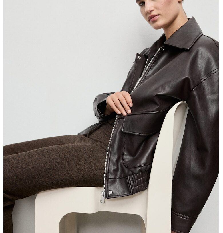 Свободно яке от еко кожа - Тъмнокафяв Mango