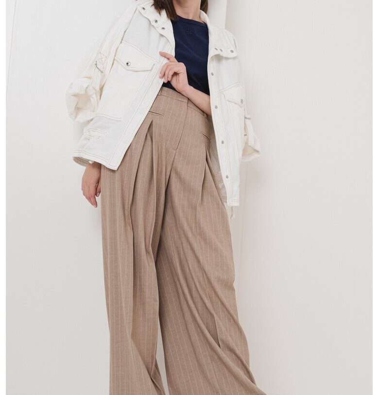 Свободно яке с джобове с капачета - Мръснобял BOSS