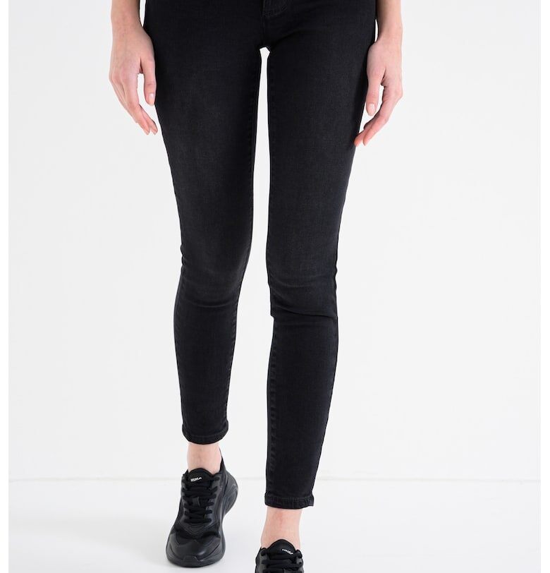 Скини дънки Shelby над глезена - Черен Mustang