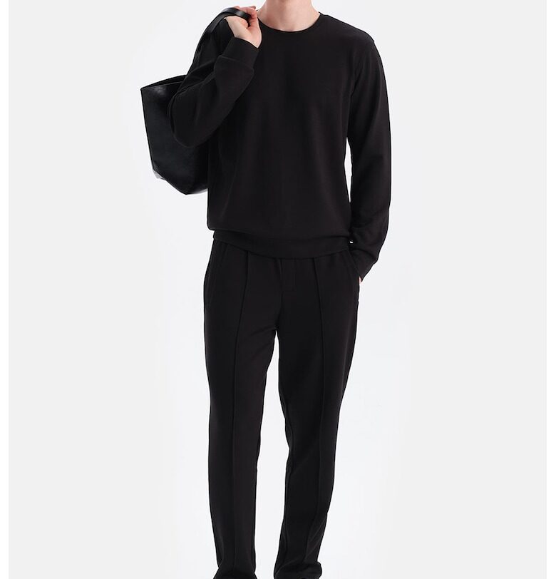 Скосен спортен панталон - Черен DAGI