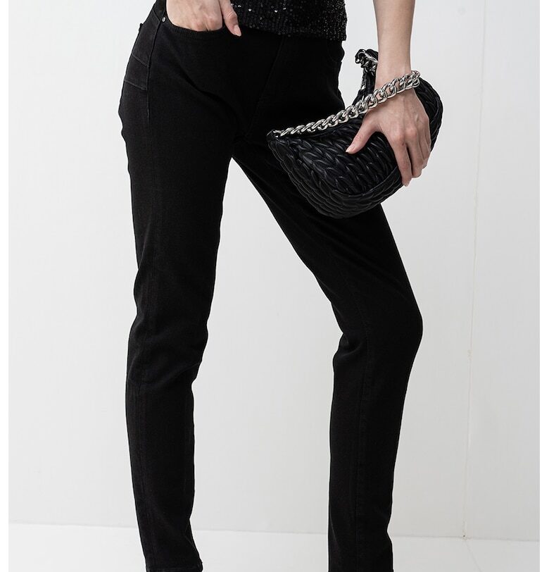 Скосени дънки - Черен GUESS