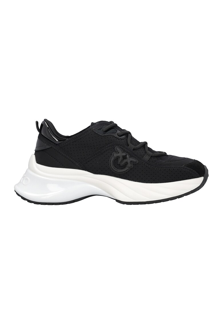 Скосени спортни обувки с перфорации - Черен Pinko