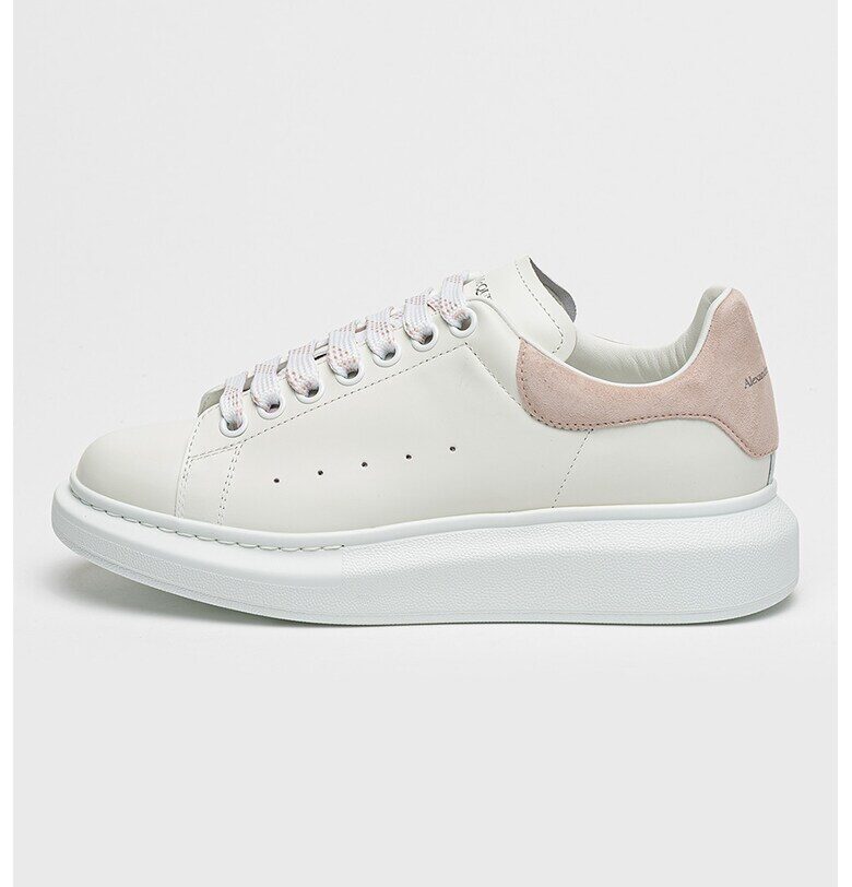 Скосени тренировъчни обувки от кожа и велур - Бял/Прашно розово Alexander McQueen
