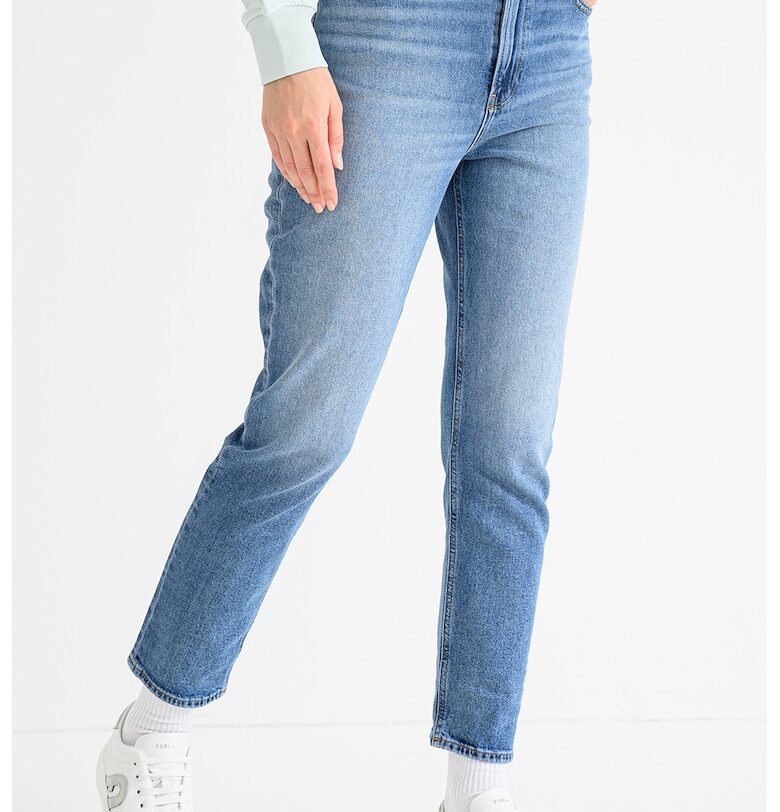 Скъсени дънки над глезена - Светлосин CALVIN KLEIN JEANS