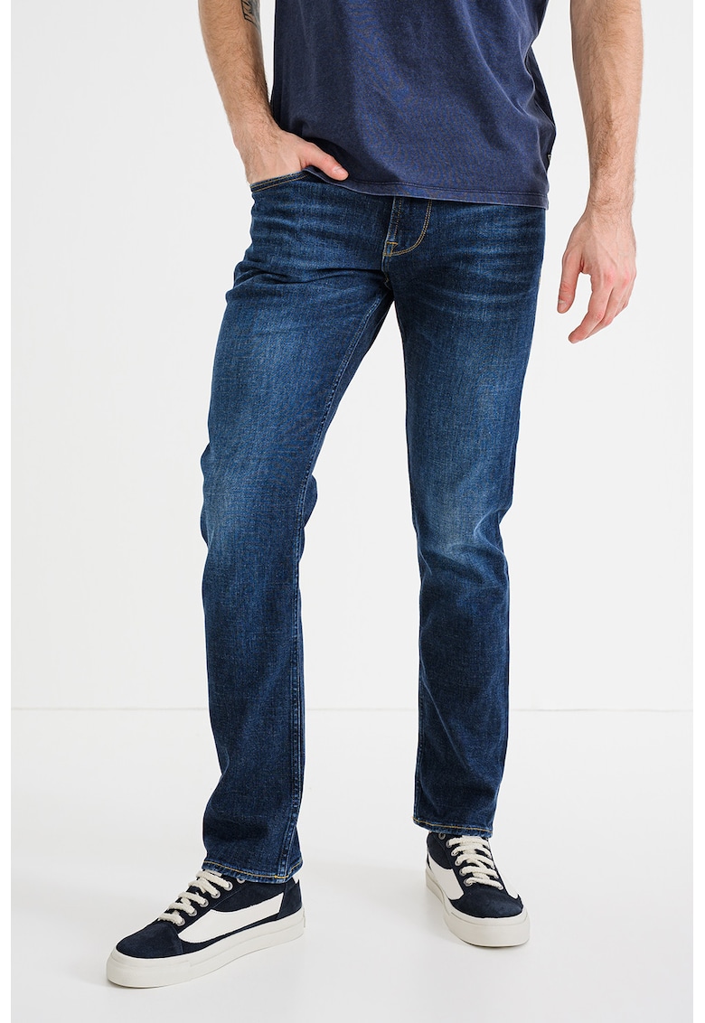 Слим дънки Finnley със стеснен крачол - Син меланж GUESS