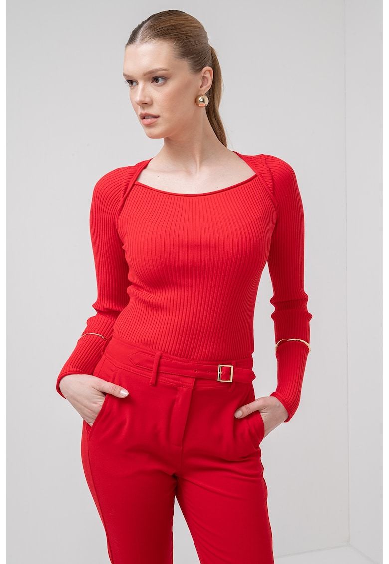 Слим пуловер Debutto с рипс и овално деколте - Аленочервен Marella