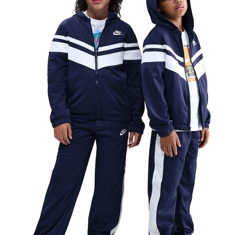 Спортен екип с контрасти - Бял/Тъмносин Nike