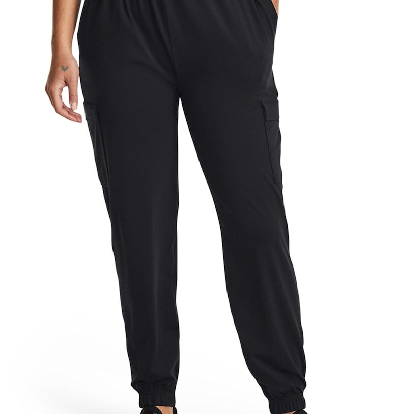 Спортен карго панталон Meridian - Черен Under Armour