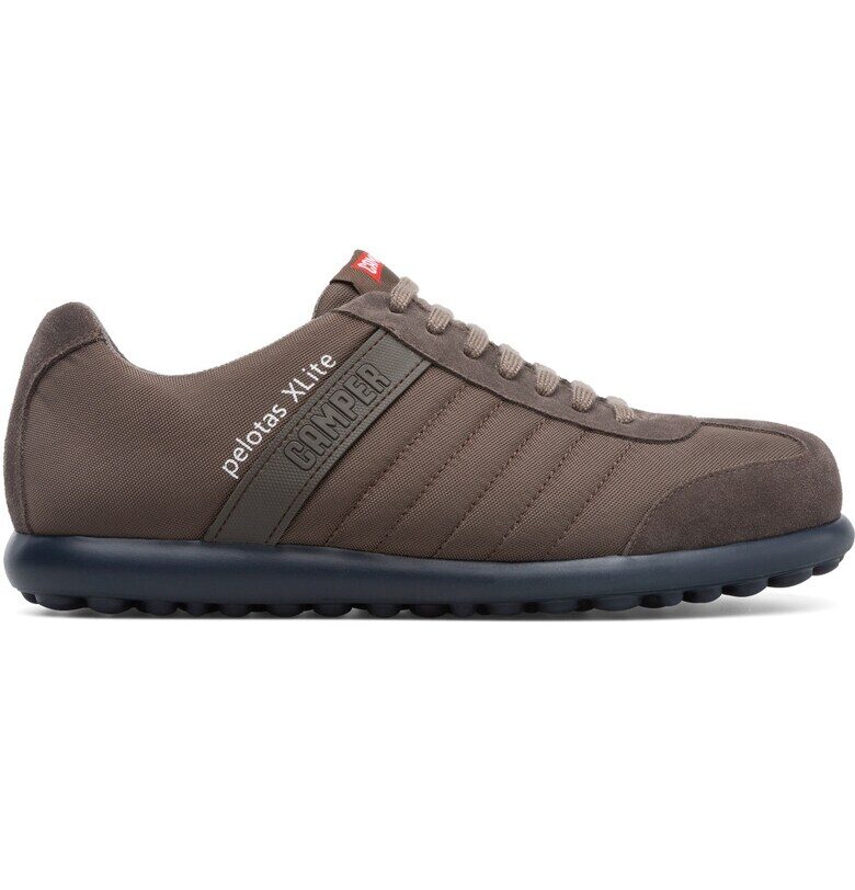 Спортни обувки Pelotas Xlite с велур - Сив Camper