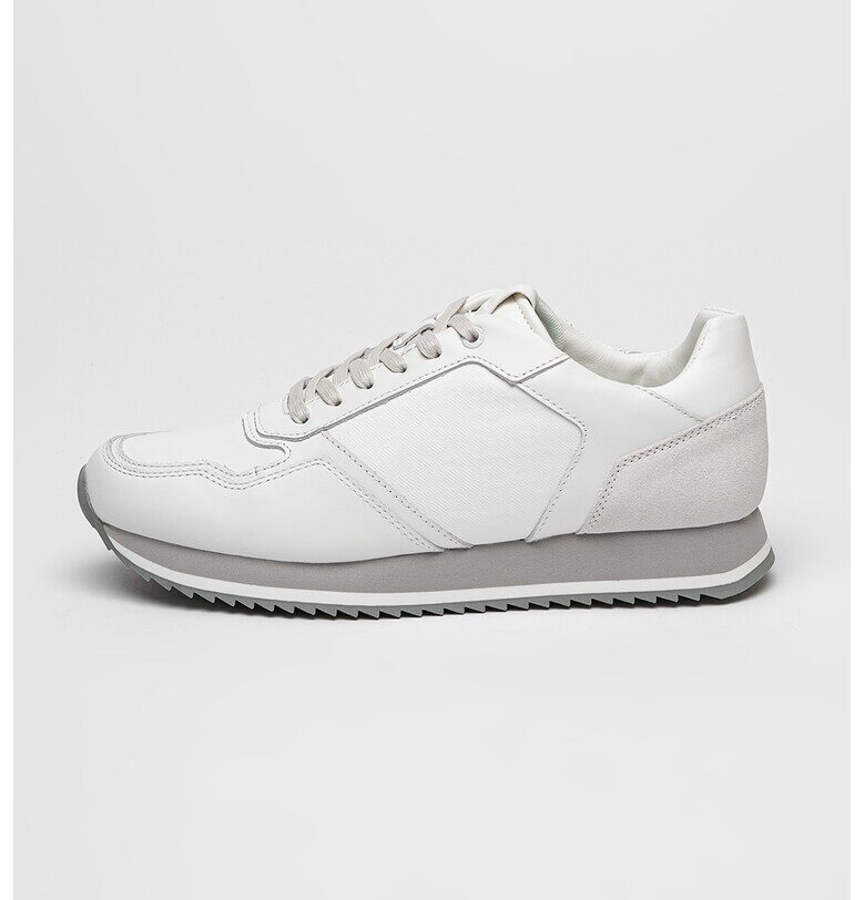 Спортни обувки от кожа с велур - Светло сив/Мръснобял CALVIN KLEIN