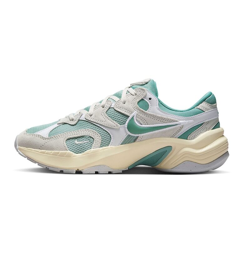 Спортни обувки с велур - Светло сив/Светлозелен Nike