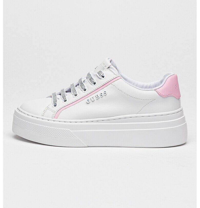 Спортни обувки с равна платформа и лого - Бял/Розово GUESS