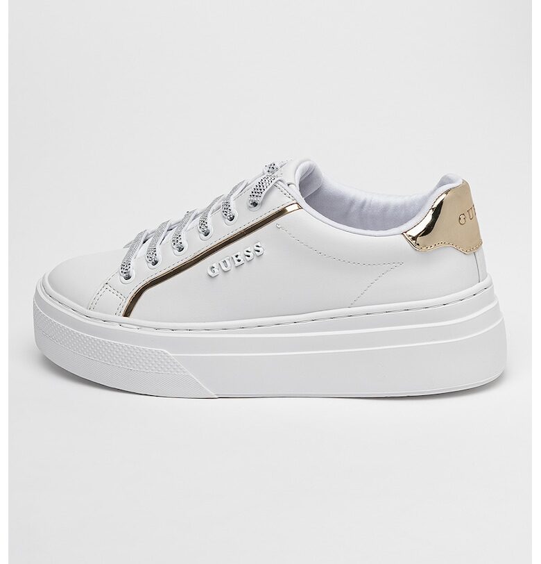 Спортни обувки с равна платформа и лого - Златист/Мръснобял GUESS