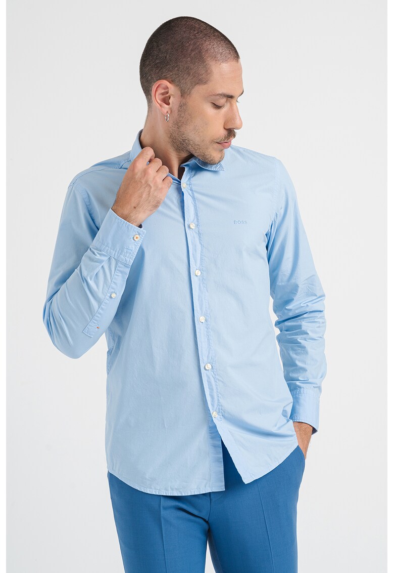 Стандартна памучна риза с бродирано лого - Светлосин BOSS