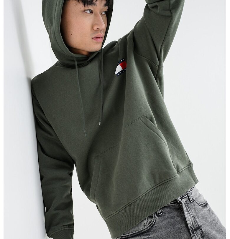 Стандартно худи с лого - Зелен/Тъмнозелен Tommy Jeans