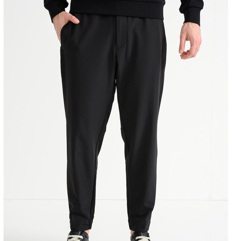 Стеснен спортен панталон Flex - Черен BOSS