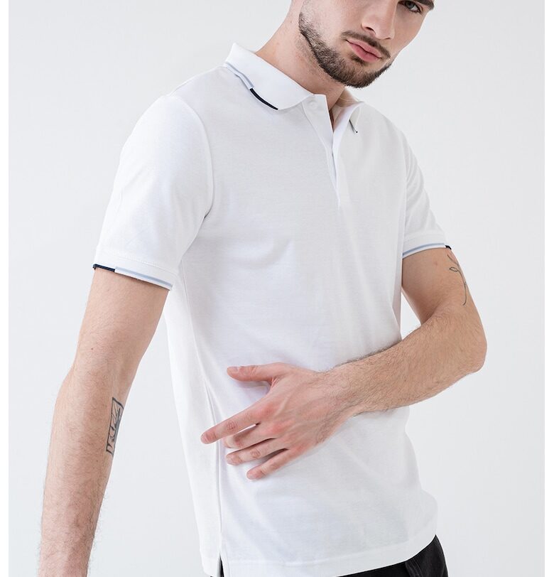 Тениска от органичен памук с яка - Мръснобял CALVIN KLEIN