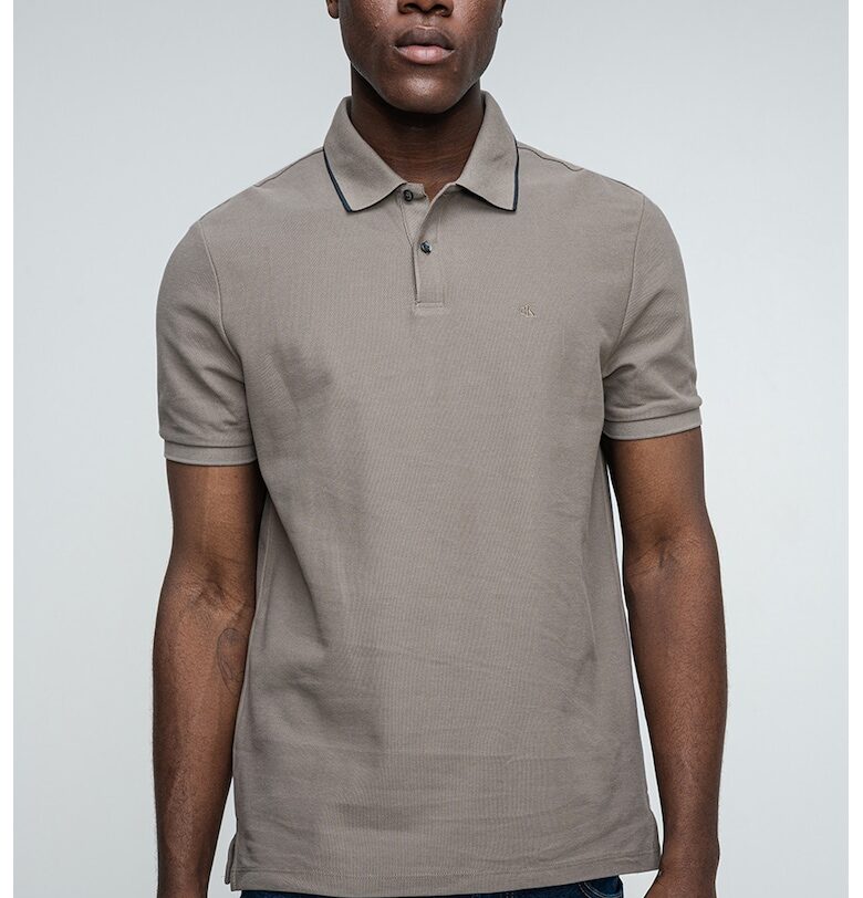 Тениска от памучно пике с яка - Каки CALVIN KLEIN