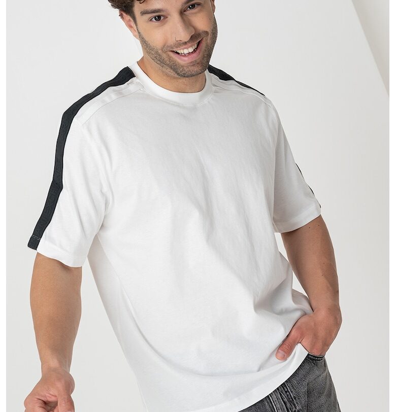 Тениска с овално деколте и лого ARMANI EXCHANGE