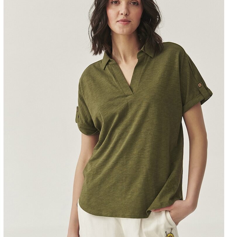 Тениска с шпиц и яка - Тъмнозелен Tatuum