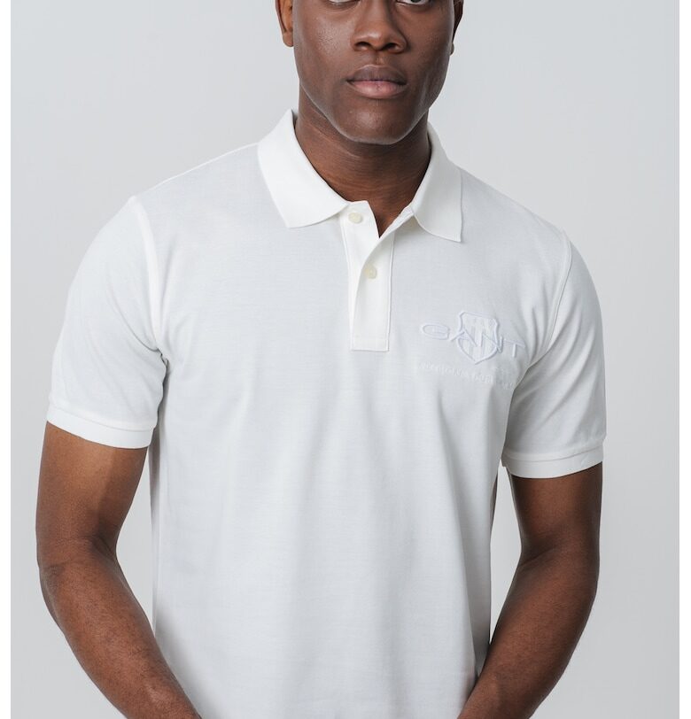 Тениска с яка и лого - Слонова кост Gant