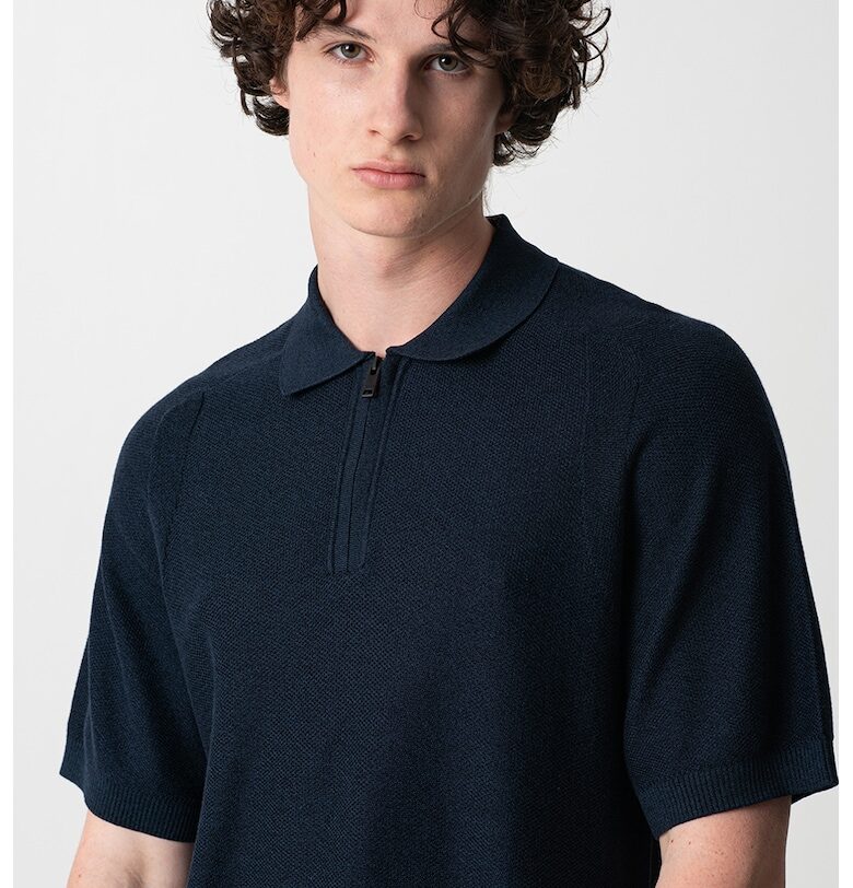 Тениска с яка с лиосел - Ултрамарин синьо BOSS