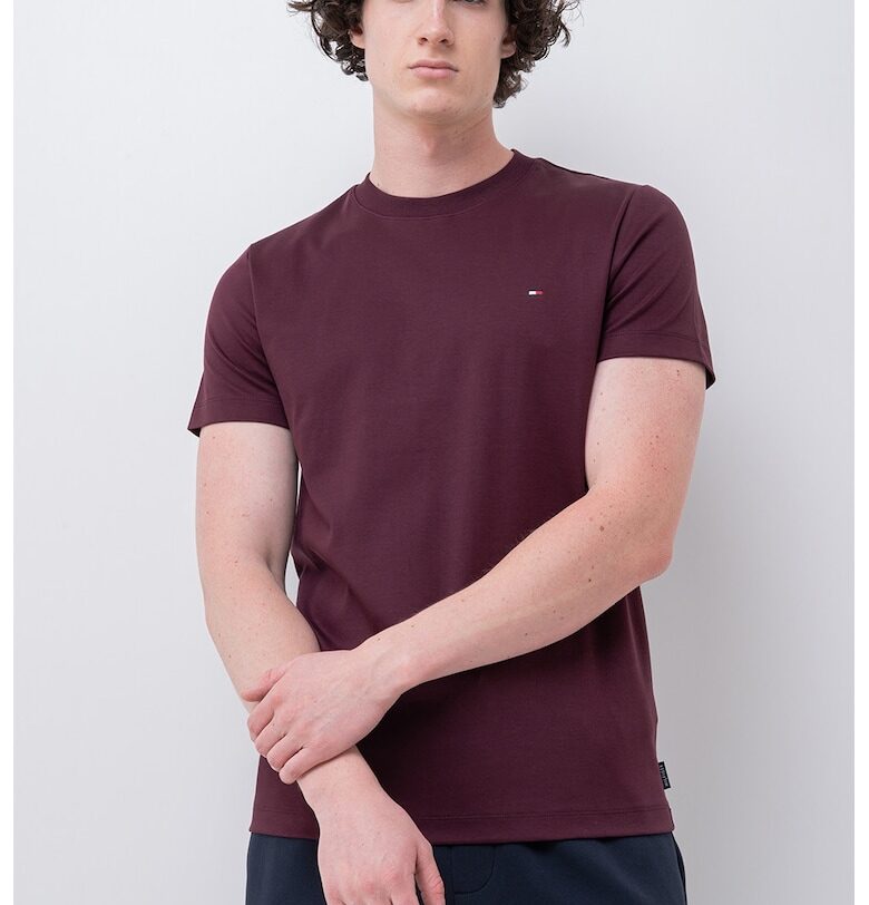 Тениска слим с овално деколте - Тъмновиолетов Tommy Hilfiger