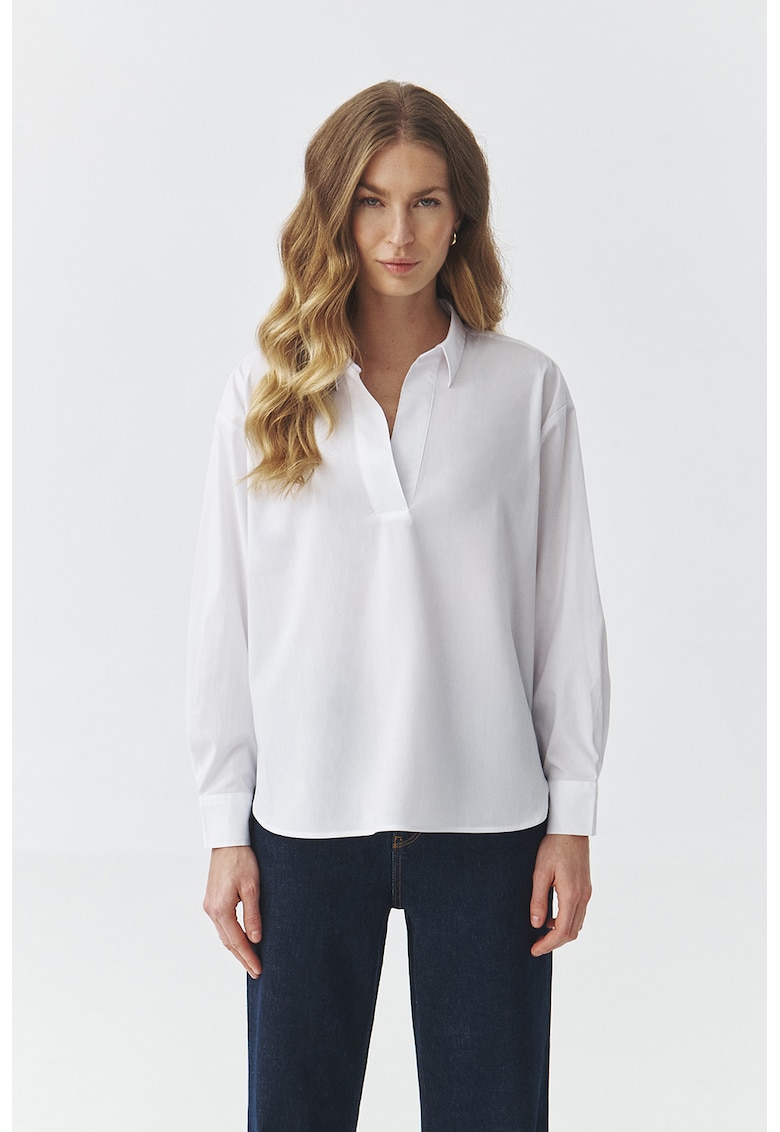 Уголемена блуза с класическа яка - Бял Tatuum