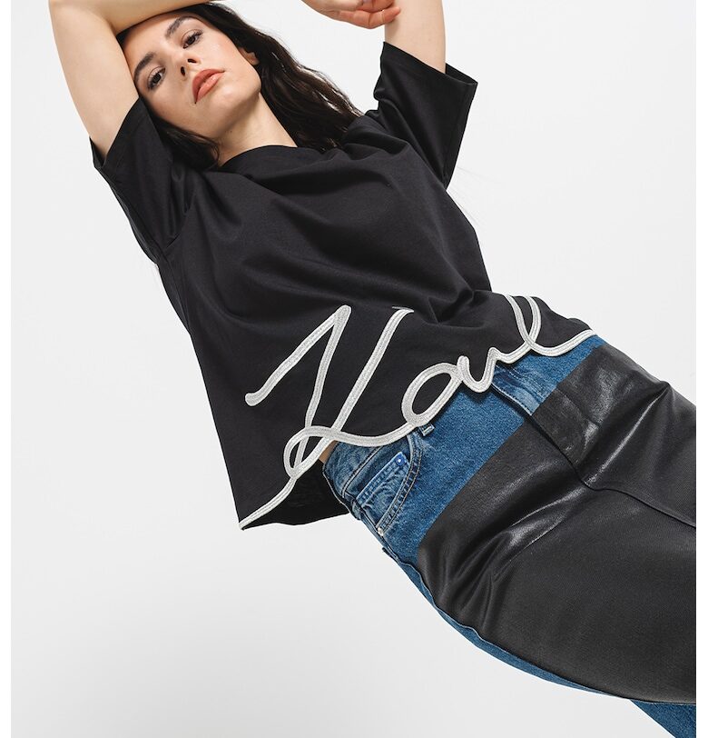 Уголемена тениска с лого - Черен/Сребрист Karl Lagerfeld