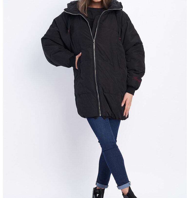 Уголемено зимно яке с лого - Черен Timeout