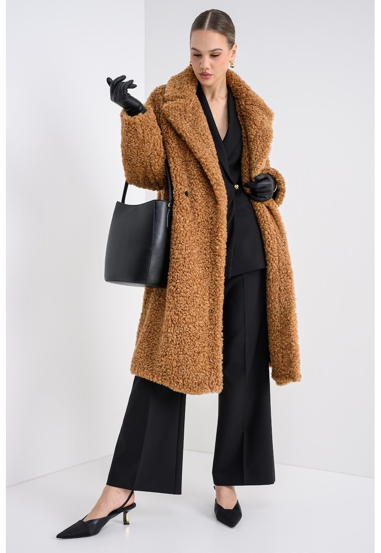 Уголемено палто от букле - Карамел HUGO