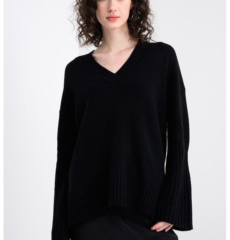 Фино плетен пуловер с вълна - Черен United Colors of Benetton