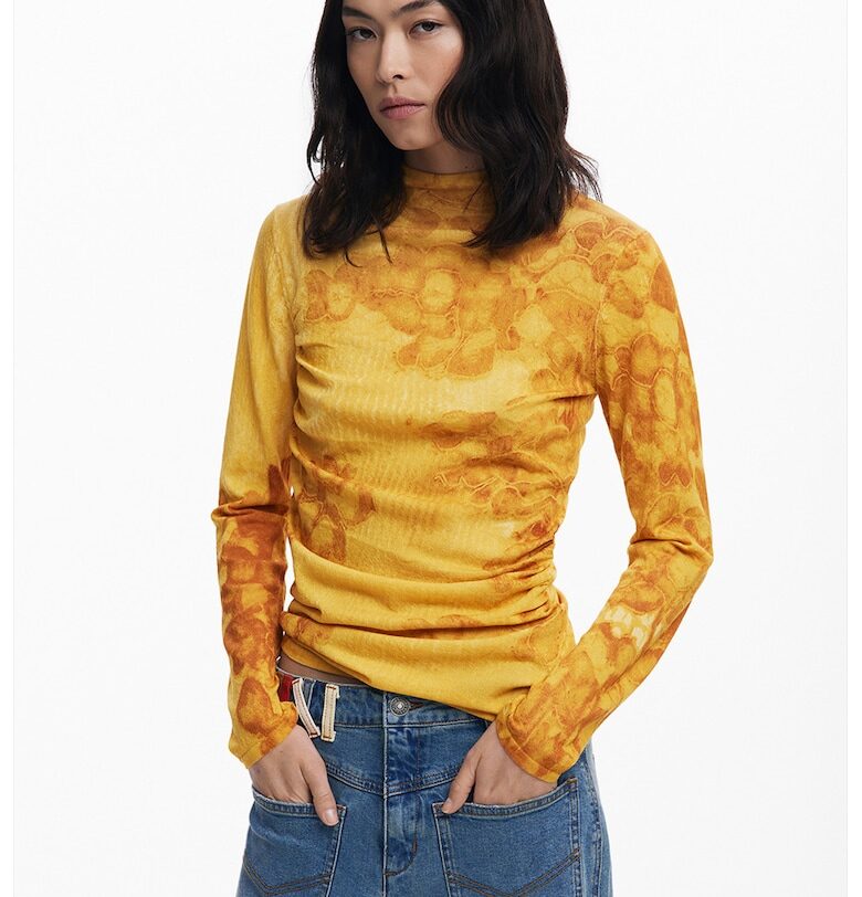 Фино плетен пуловер с флорален принт - Шафраново жълто DESIGUAL