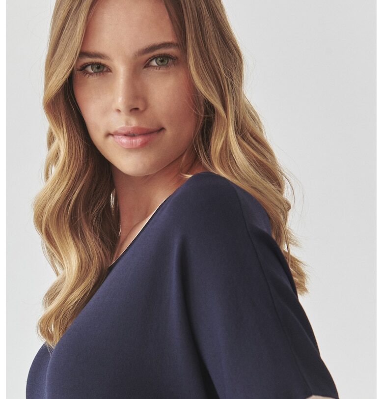 Фино плетена рокля с контрасти - Ултрамарин синьо Tatuum